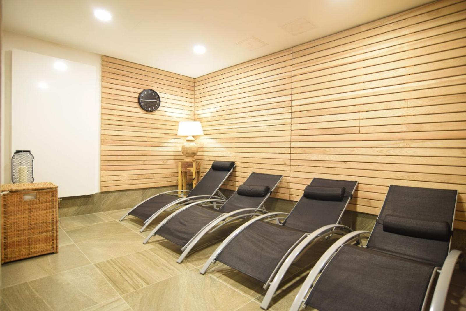 Hotel Konsel Říčky Extérieur photo