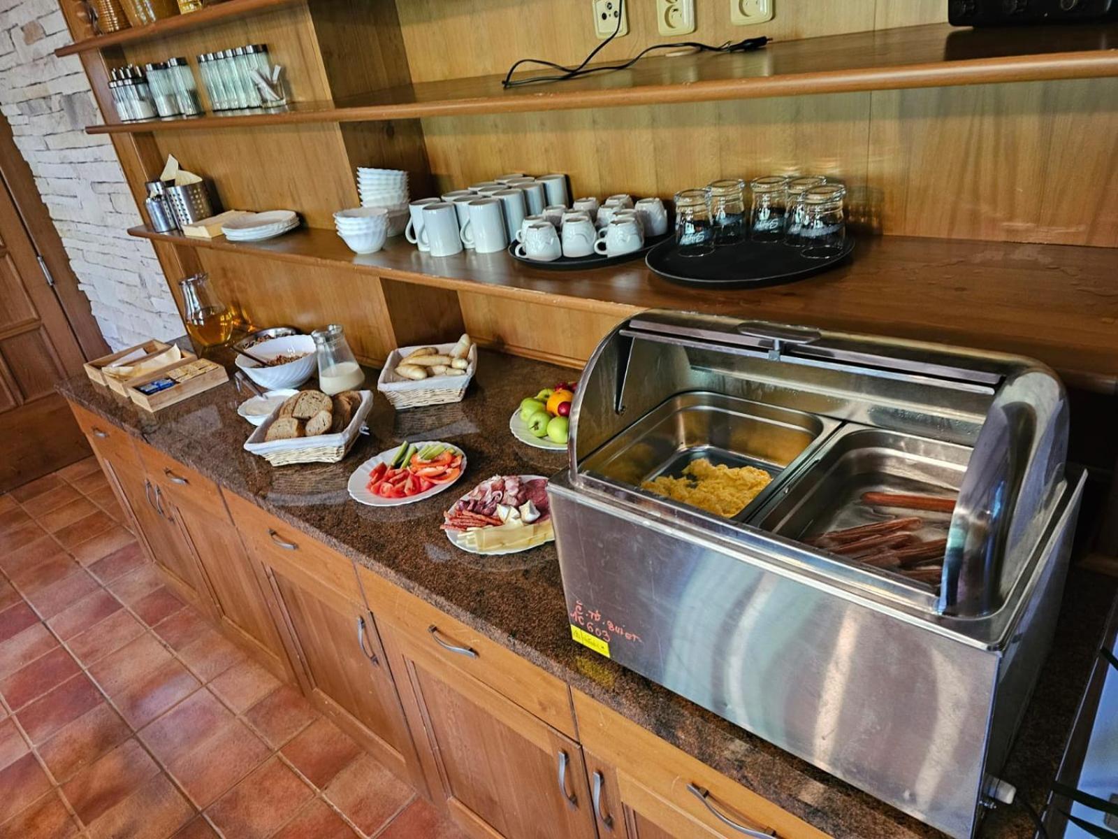 Hotel Konsel Říčky Extérieur photo
